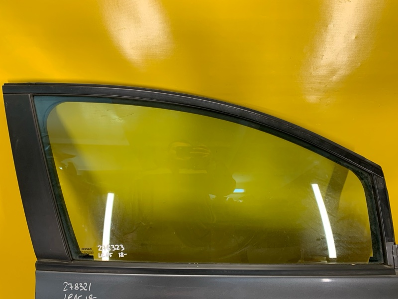 Стекло двери переднее правое NISSAN LEAF 18- 80300-5SF0A Б/У