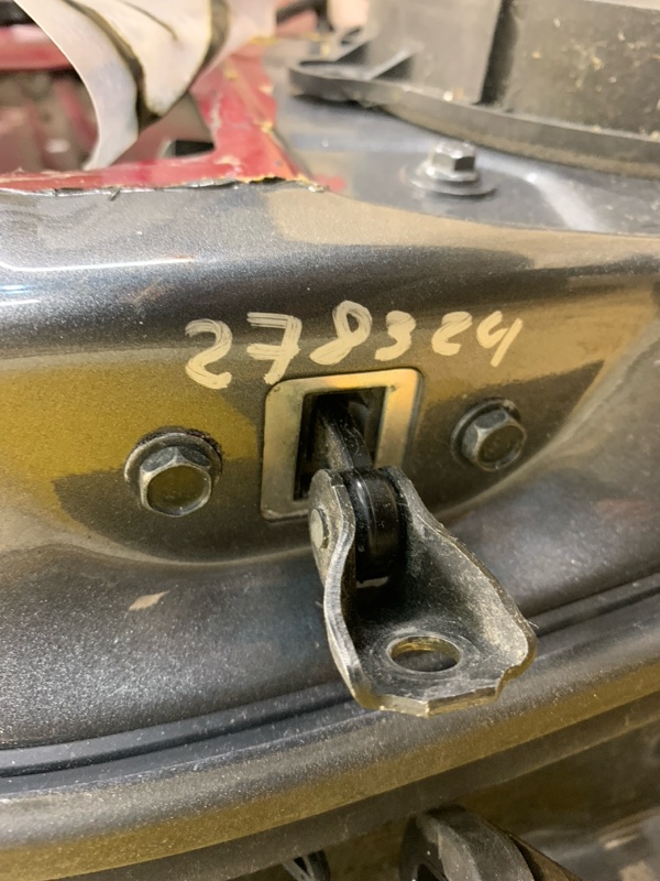 Ограничитель двери передний правый NISSAN LEAF 18- 80430-3NF0A Б/У