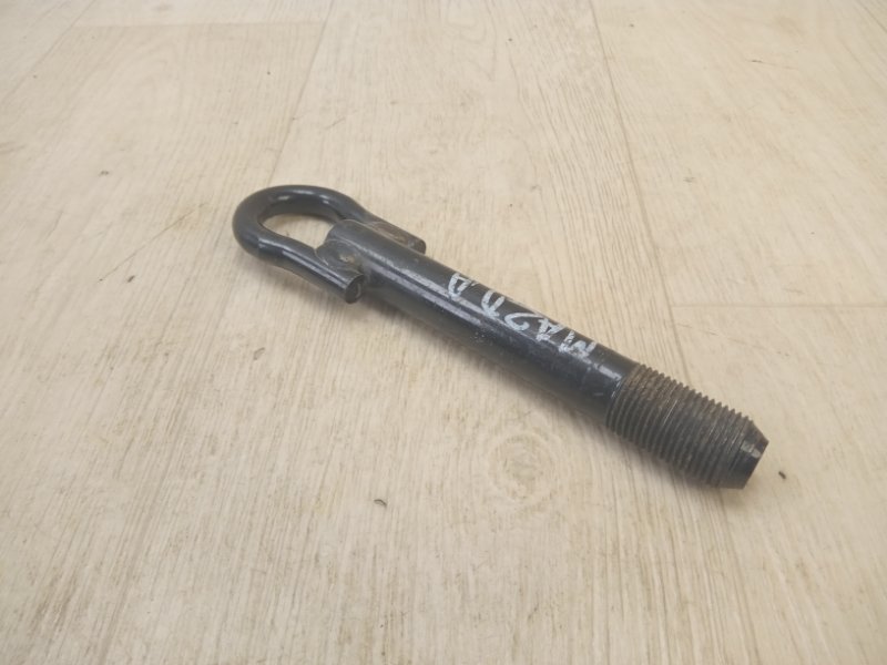 Крюк буксировочный TOYOTA CAMRY 50 12-15