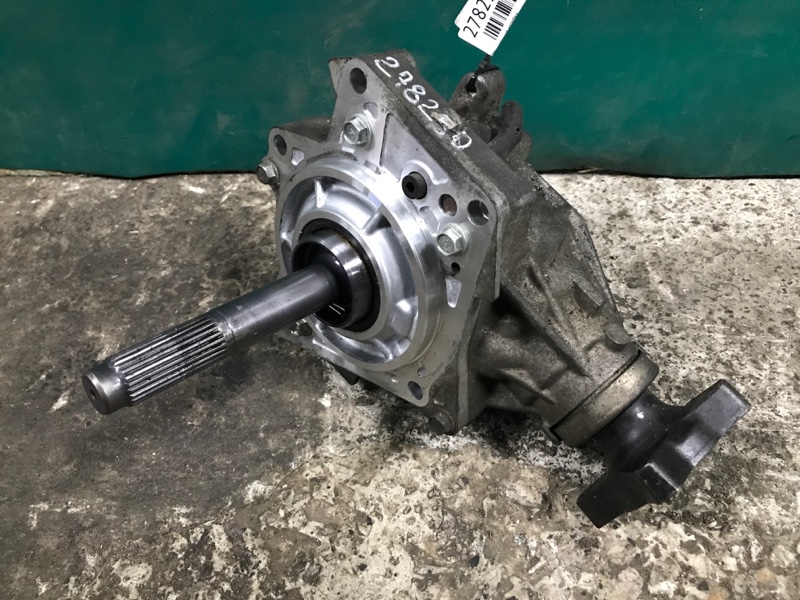 Раздаточная коробка NISSAN QASHQAI 07-14 33100-JD600 Б/У