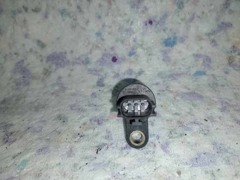 Датчик положения коленвала G25/G35/G37/Q40 06-14