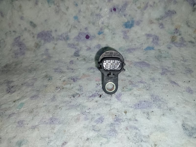 Датчик положения коленвала G25/G35/G37/Q40 06-14