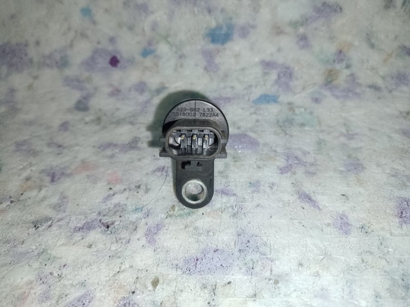 Датчик положения коленвала G25/G35/G37/Q40 06-14