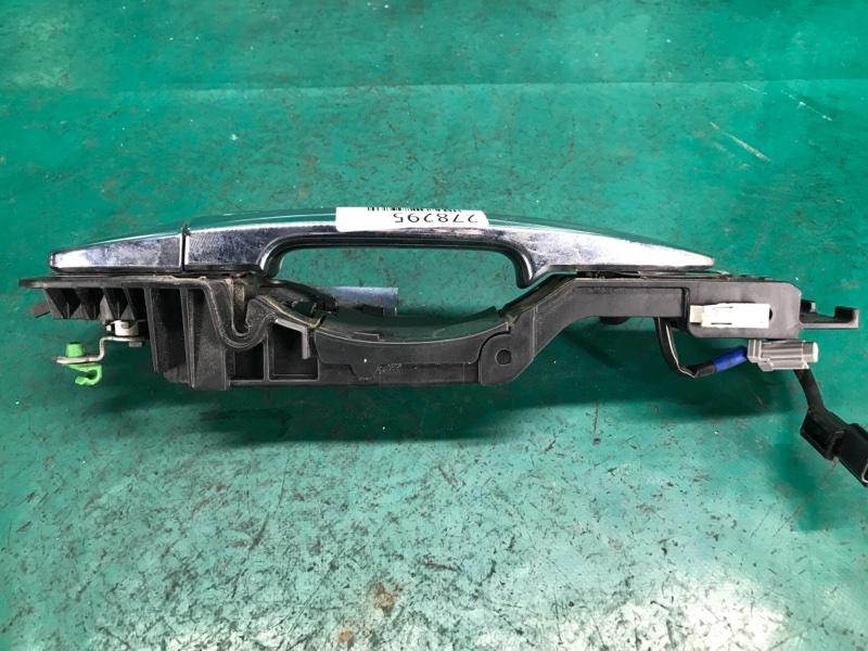 Ручка двери наружная передняя правая LEAF 10-17