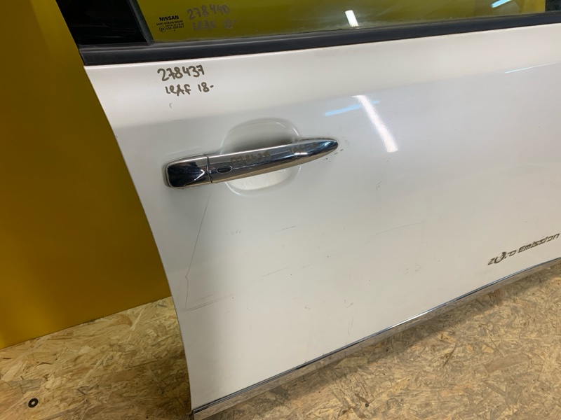 Дверь передняя правая NISSAN LEAF 18-