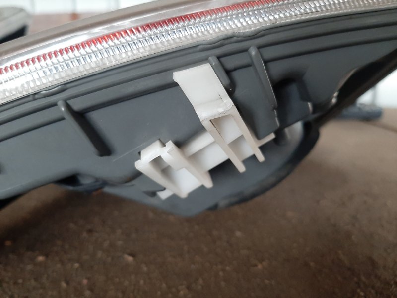 Фонарь наружный правый PRIUS - 30 09-17