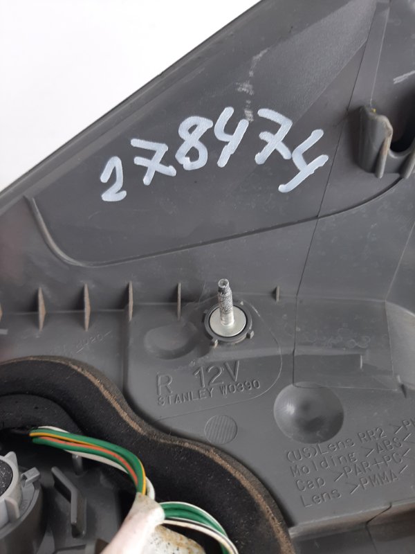 Фонарь наружный правый PRIUS - 30 09-17 Фонарь наружный правый PRIUS - 30 09-17