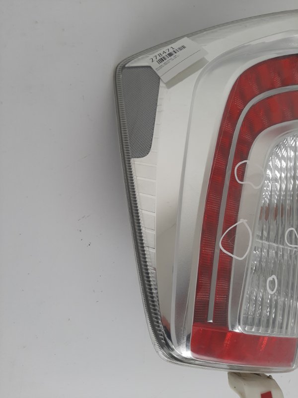 Фонарь наружный левый PRIUS - 30 09-17