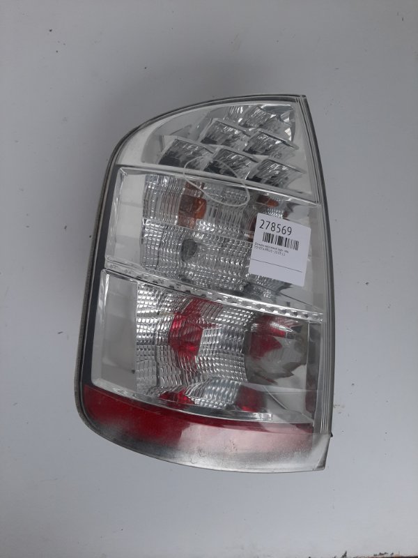 Фонарь наружный задний левый TOYOTA PRIUS - 20 03-11 81561-47100 Б/У