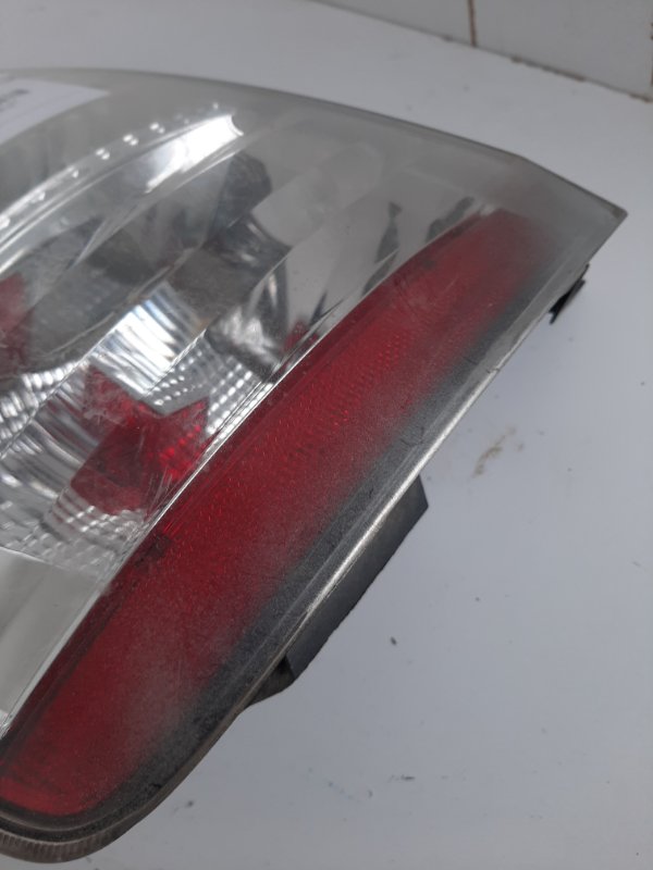 Фонарь наружный задний левый PRIUS - 20 03-11