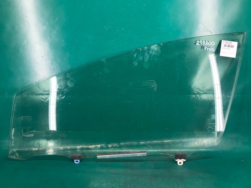 Запчасть стекло двери переднее левое TOYOTA PRIUS - 30 09-17 68102-47070 Б/У Стекло двери переднее левое TOYOTA PRIUS - 30 09-17 68102-47070 Б/У