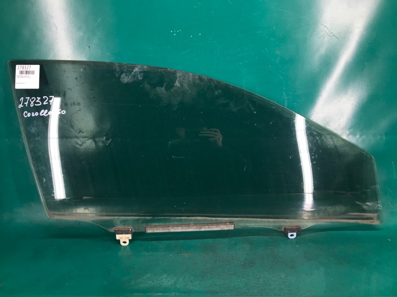 Стекло двери переднее правое TOYOTA COROLLA 150 06-13 68101-02280 Б/У