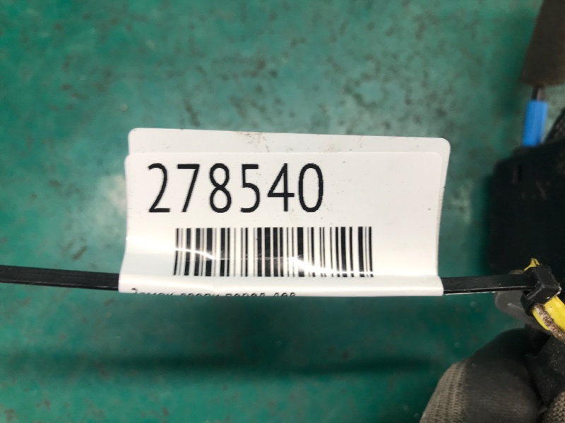 Замок двери передний левый CAMRY 40 06-11 Замок двери передний левый CAMRY 40 06-11