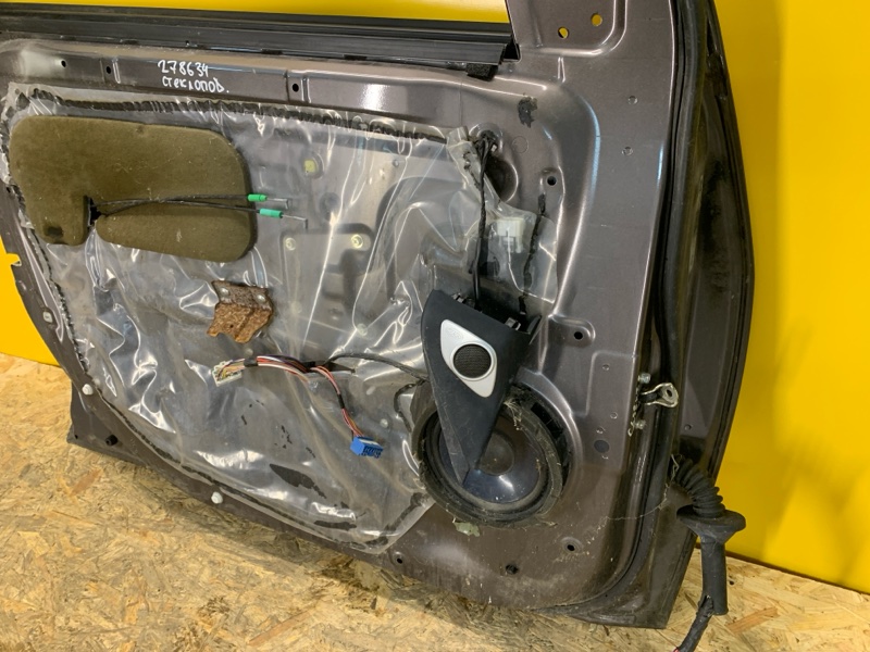 Дверь передняя левая OUTLANDER XL 05-13