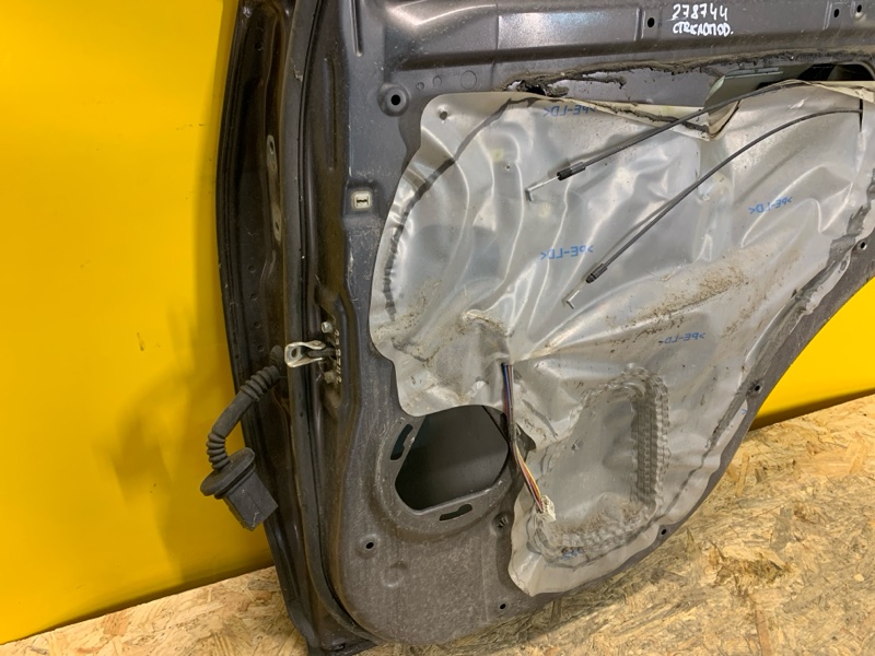 Дверь задняя правая OUTLANDER XL 05-13