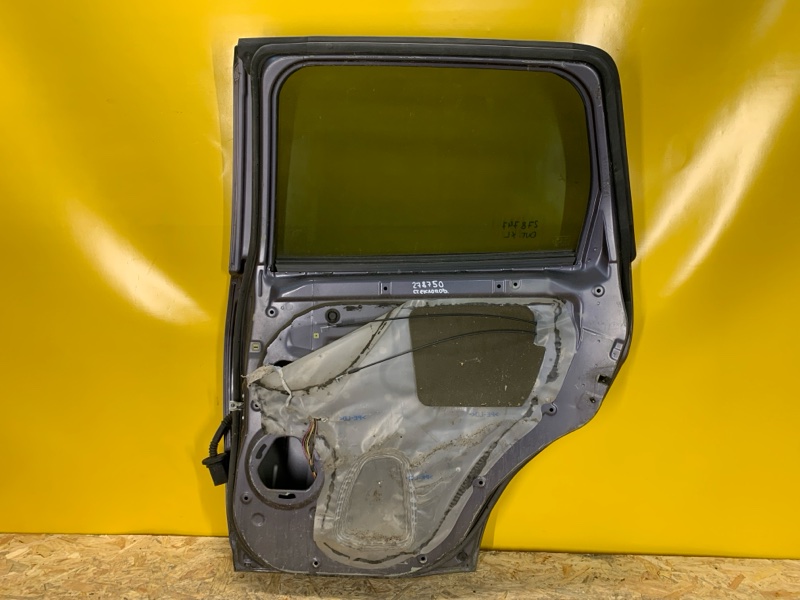 Дверь задняя правая OUTLANDER XL 05-13