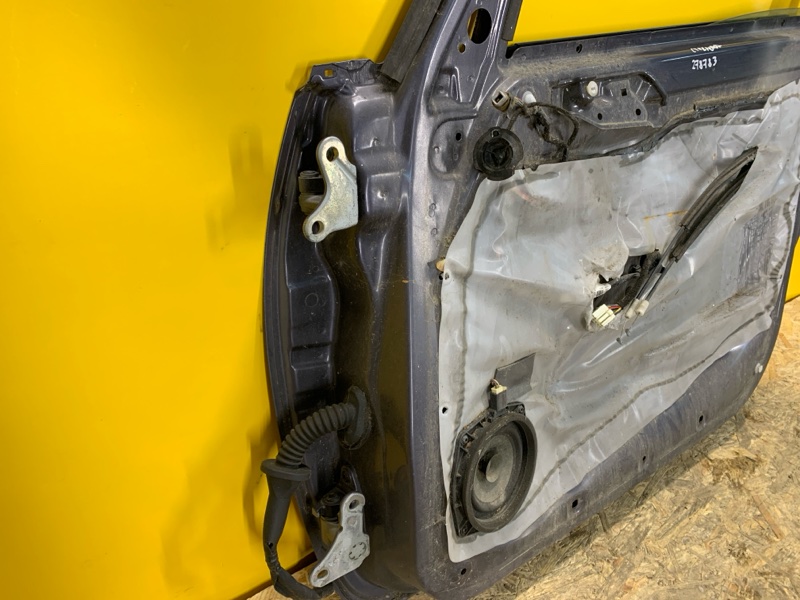 Дверь передняя правая COLT (Z30) 02-12