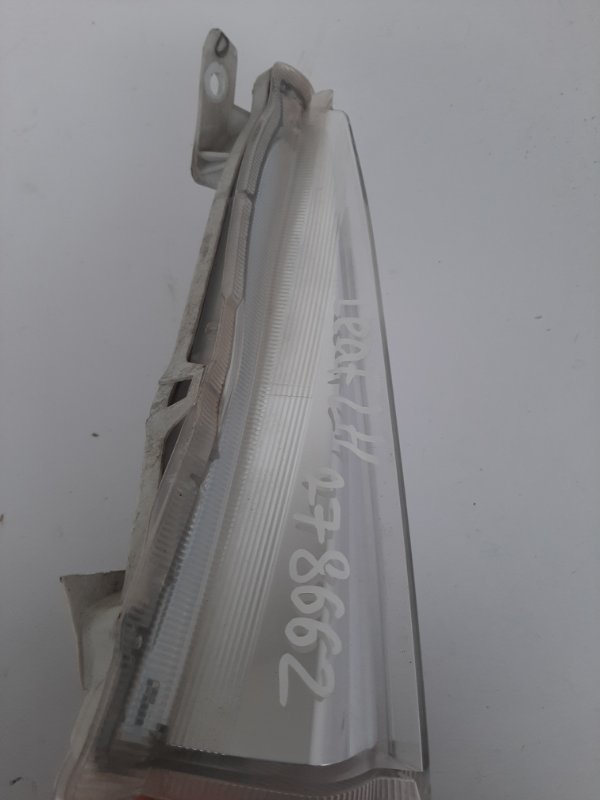 Указатель поворота передний левый NISSAN LEAF 10-17