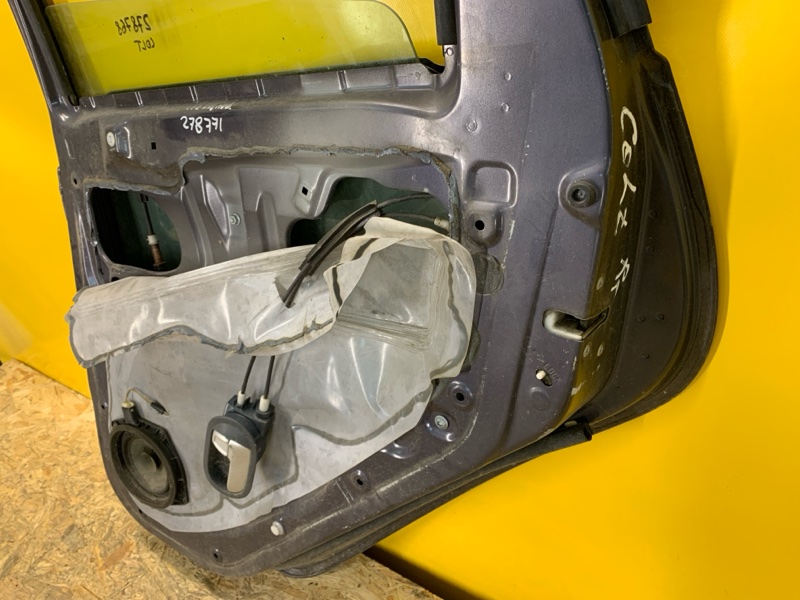 Дверь задняя правая COLT (Z30) 02-12