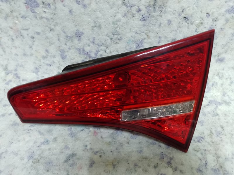 Фонарь внутренний правый KIA OPTIMA TF 11-16 92404-2T000 Б/У