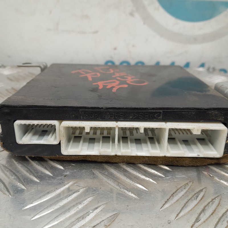 Блок управления дверей передний правый LEXUS LS430 00-06