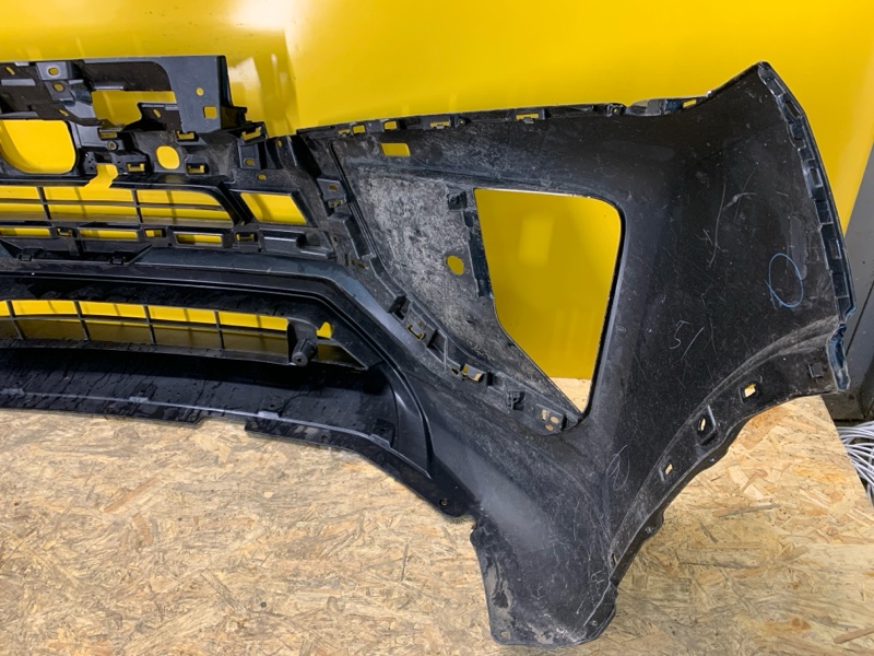 Бампер передний ECLIPSE CROSS 17-20