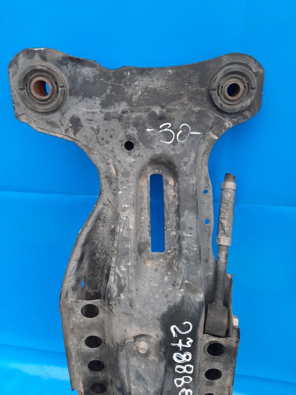 Балка задней подвески задняя CAMRY 30 02-06