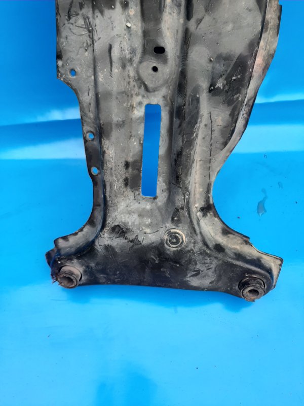 Балка задней подвески задняя CAMRY 30 02-06