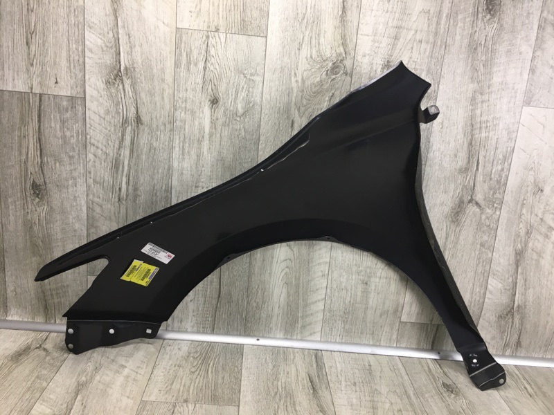 Крыло переднее переднее правое TOYOTA CAMRY 55 14-17