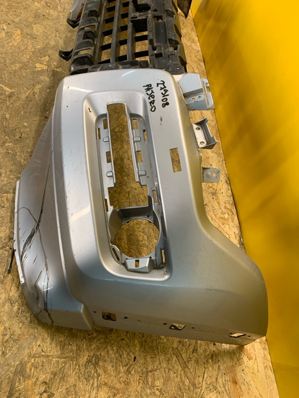 Бампер передний PAJERO 06-21