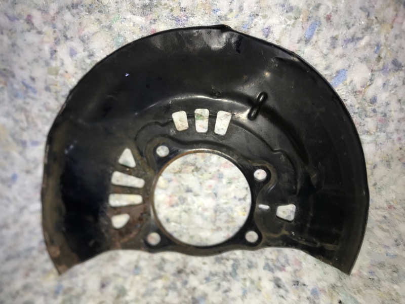 Защита тормозного диска передняя правая TOYOTA PRIUS - 30 09-17 47781-47030 Б/У