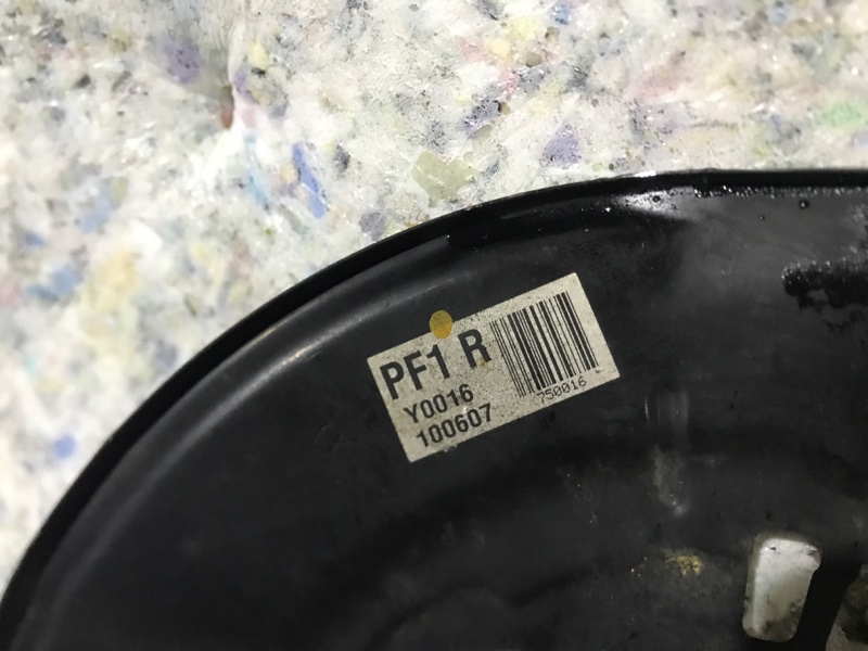 Защита тормозного диска передняя правая TOYOTA PRIUS - 30 09-17