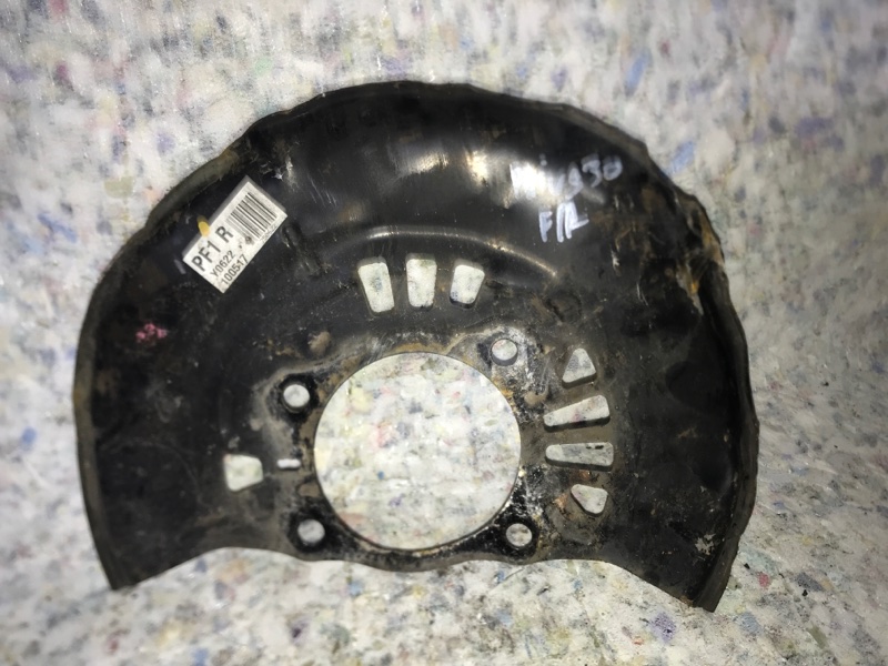 Защита тормозного диска передняя правая PRIUS - 30 09-17