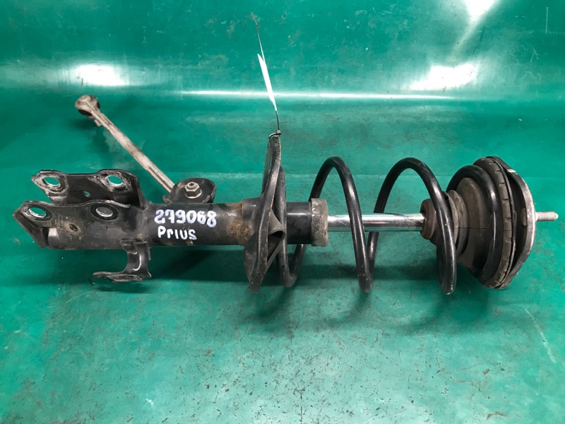 Амортизатор передний левый PRIUS - 30 09-17 Амортизатор передний левый PRIUS - 30 09-17