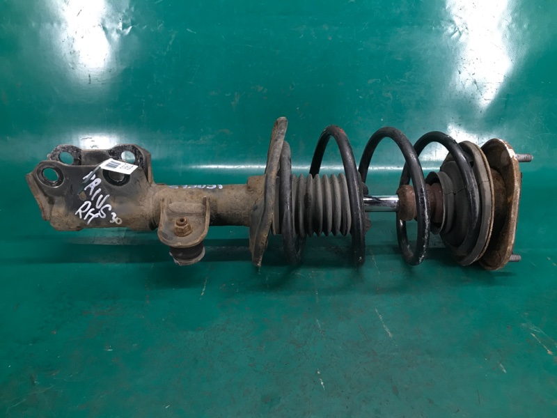 Амортизатор передний правый PRIUS - 30 09-17 Амортизатор передний правый PRIUS - 30 09-17