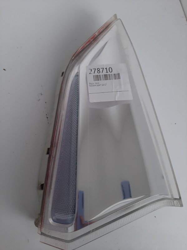 Указатель поворота передний правый LEAF 10-17