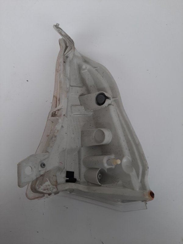 Указатель поворота передний правый NISSAN LEAF 10-17