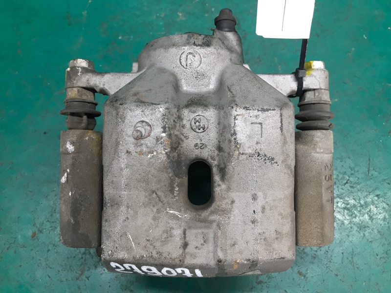 Суппорт тормозной передний левый TOYOTA PRIUS - 30 09-17 4775047060 Б/У