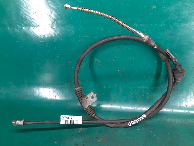 Трос стояночного тормоза правый MITSUBISHI OUTLANDER XL 05-13 Б/У