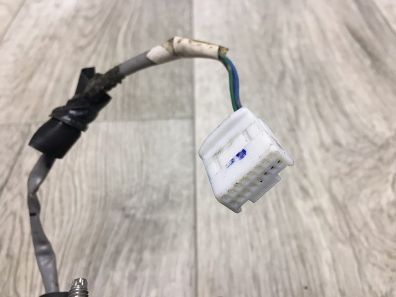 Зеркало правое MAXIMA A35 08-15