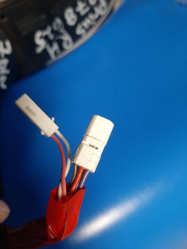 Зеркало правое PRIUS - 30 09-17