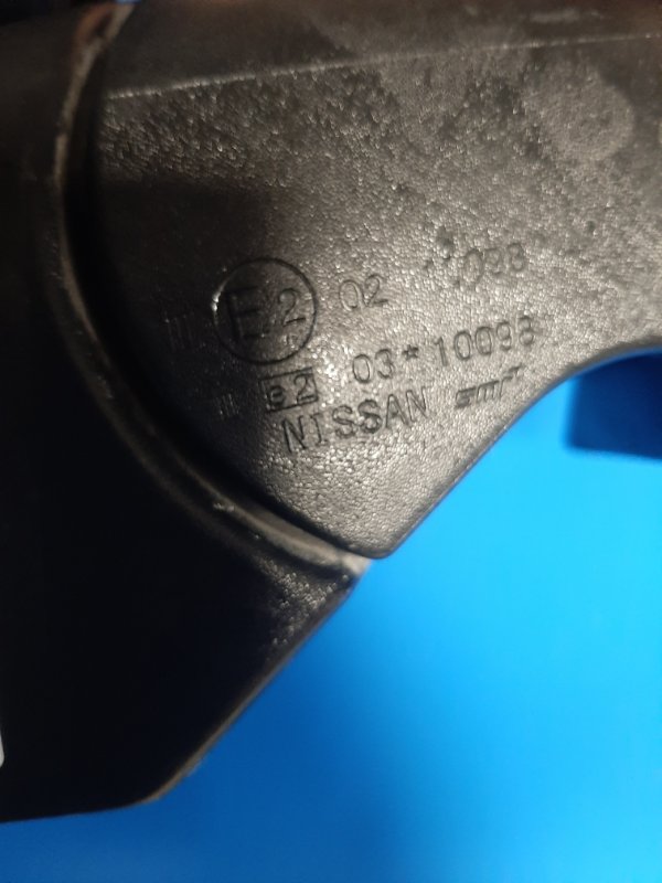 Зеркало правое NISSAN LEAF 10-17