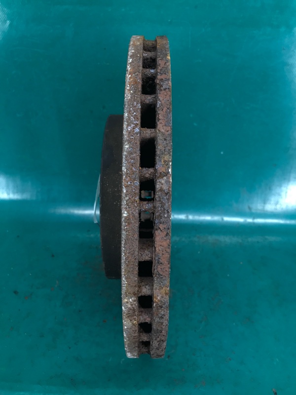 Тормозной диск передний правый X-TRAIL T30 01-07