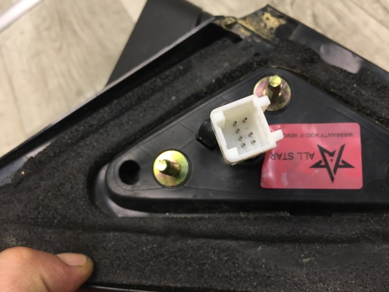 Зеркало правое ALTIMA L32 07-12 L32