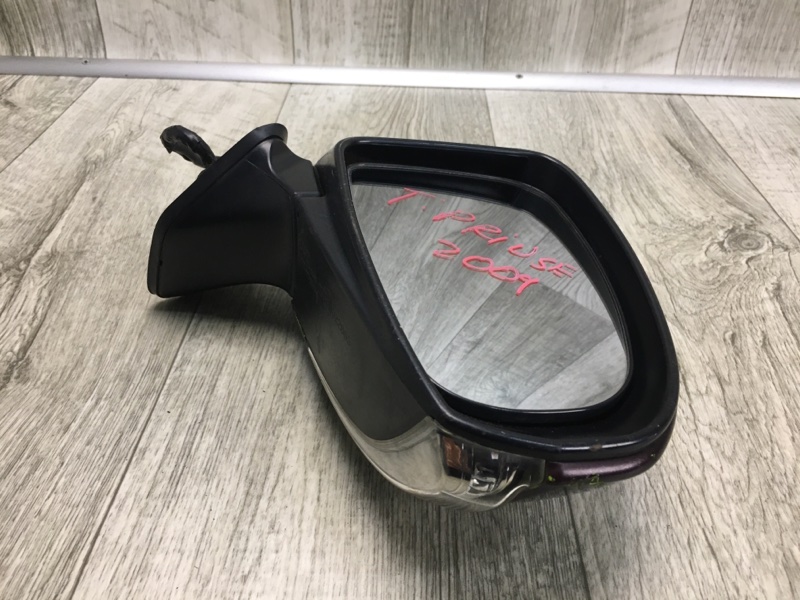 Зеркало правое PRIUS - 30 09-17