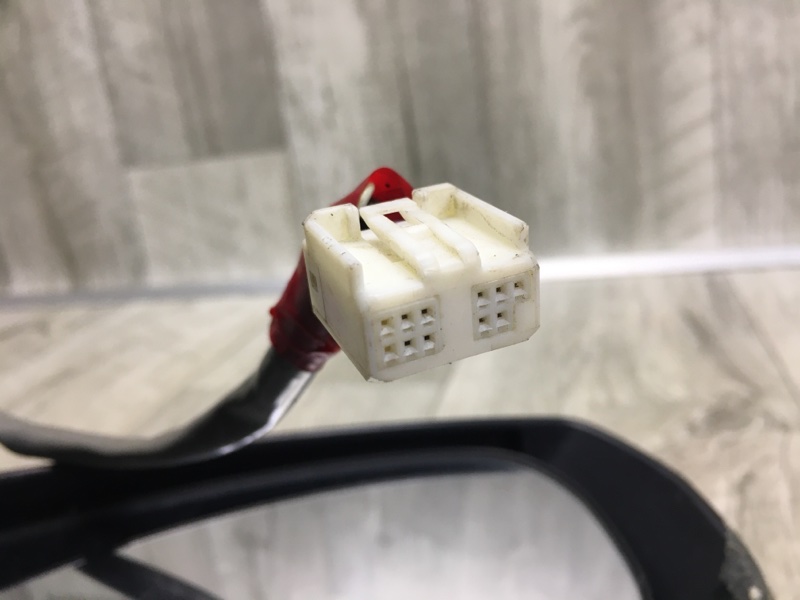 Зеркало левое PRIUS - 30 09-17