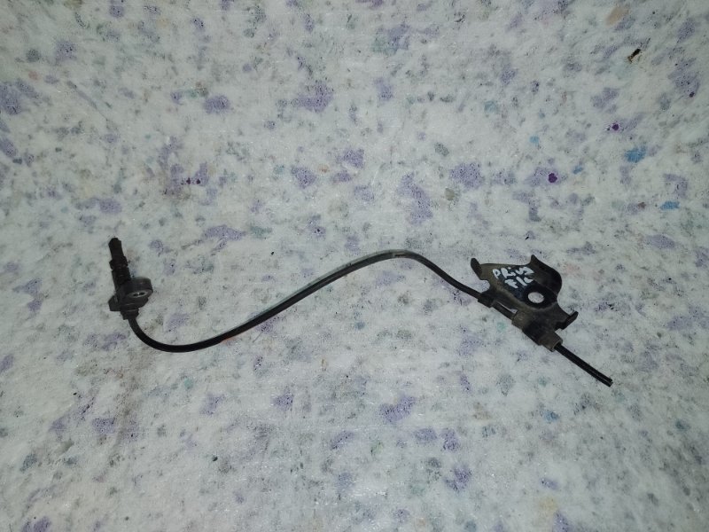 Запчасть датчик abs передний левый TOYOTA PRIUS - 30 09-17 Б/У Датчик ABS передний левый TOYOTA PRIUS - 30 09-17 Б/У