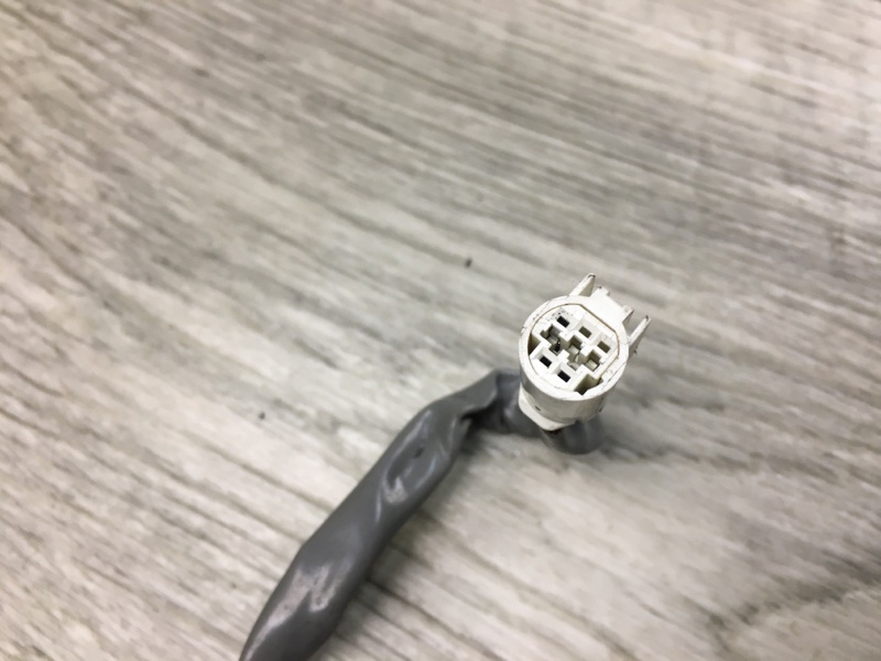 Зеркало левое AURIS 06-12 E150