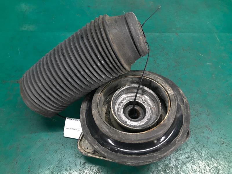 Опора амортизатора передняя левая ELANTRA HD 06-11