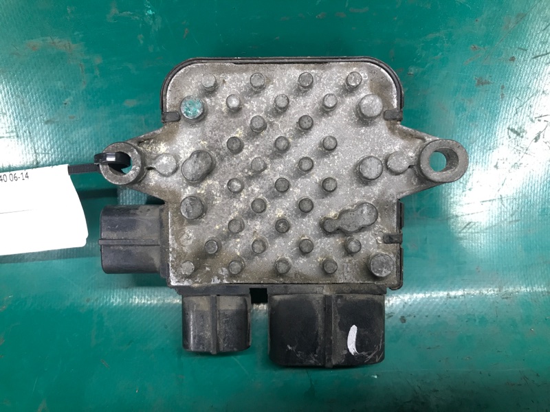 Блок управления вентилятором радиатора G25/G35/G37/Q40 06-14